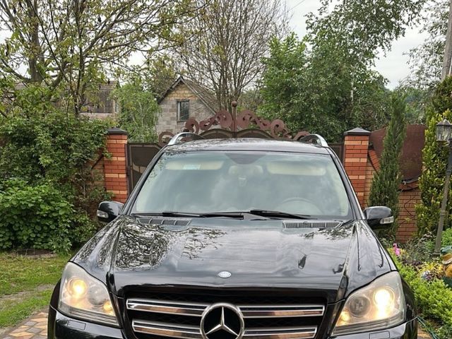 Mercedes-Benz GL-Класс - зображення 1