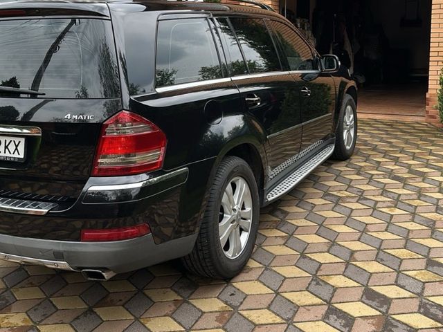 Mercedes-Benz GL-Класс - зображення 3