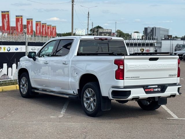 Chevrolet Silverado - зображення 3