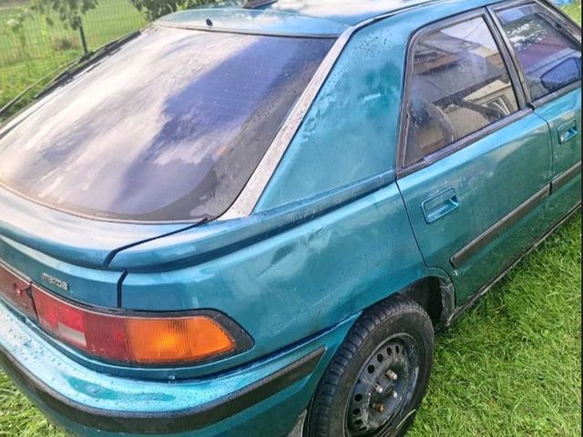 Mazda 323 - зображення 5
