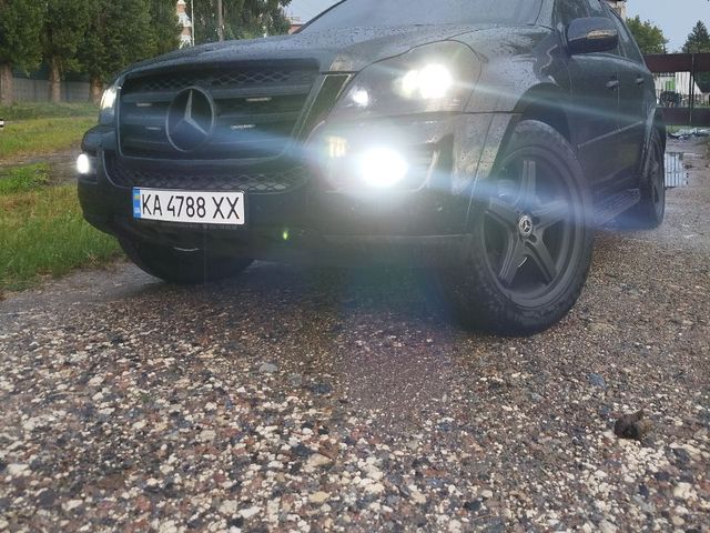 Mercedes-Benz GL-Класс - зображення 1