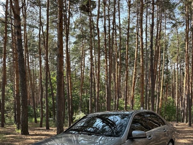Mercedes-Benz C-Класс - зображення 1