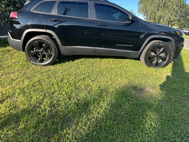 Jeep Cherokee - зображення 2