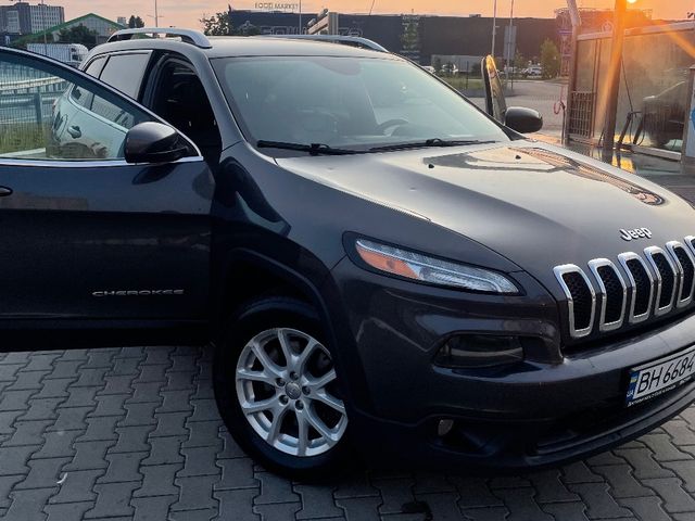Jeep Cherokee - зображення 3