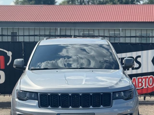 Jeep Grand Cherokee - фото 2