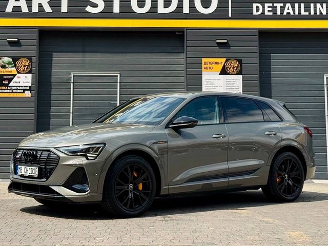 Audi e-tron - фото 3