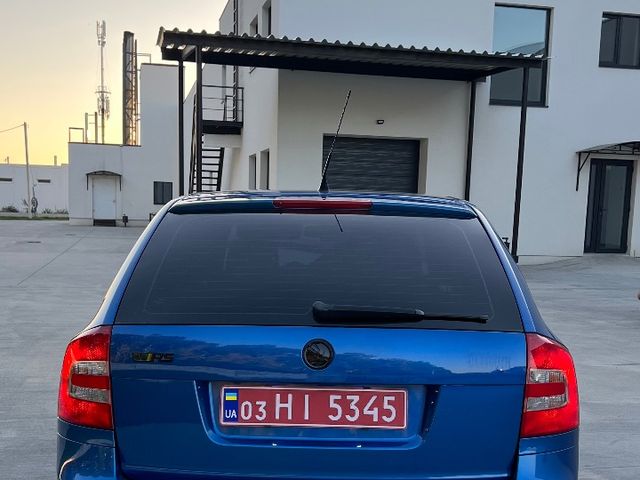 Skoda Octavia RS - фото 4