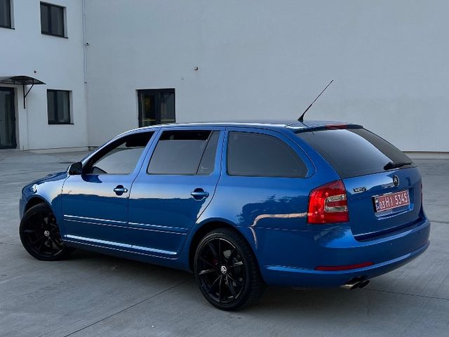 Skoda Octavia RS - фото 5