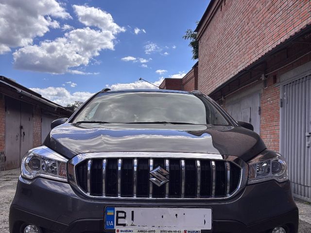 Suzuki SX4 - фото 1
