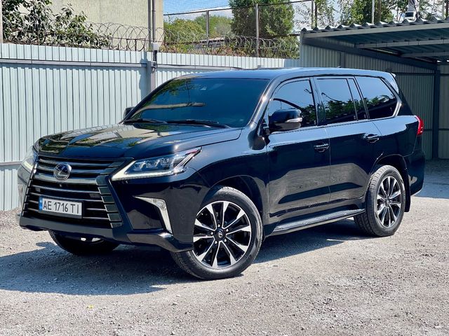 Lexus LX - зображення 1
