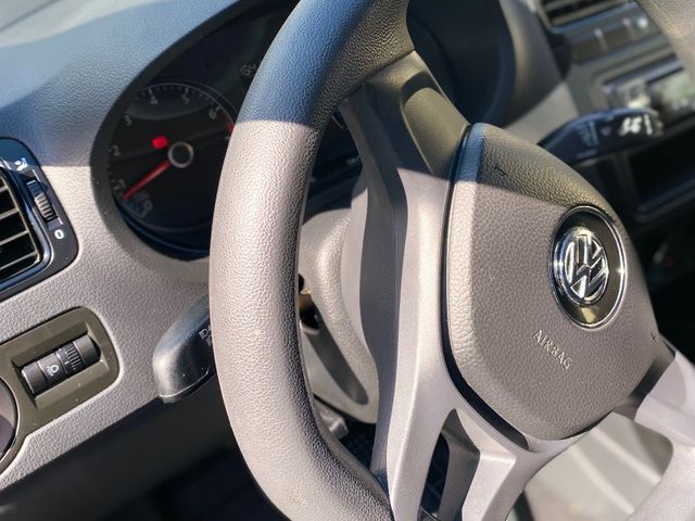 Volkswagen Polo - зображення 4