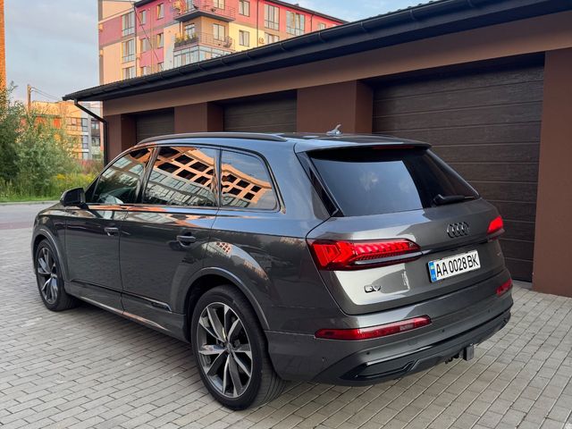 Audi Q7 - зображення 3