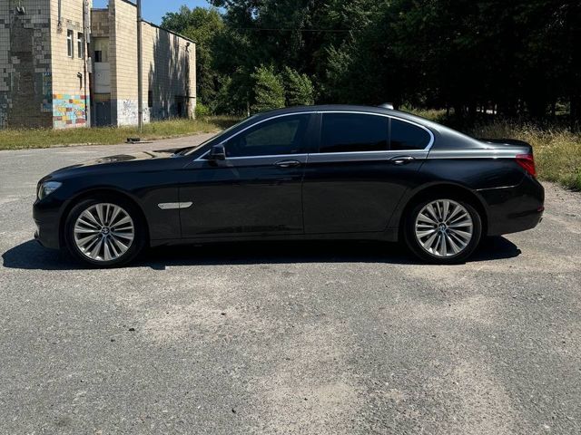 BMW 7 серії - зображення 3