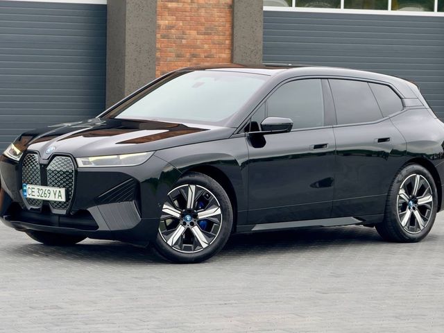BMW iX - зображення 1