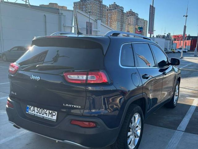 Jeep Cherokee - зображення 4