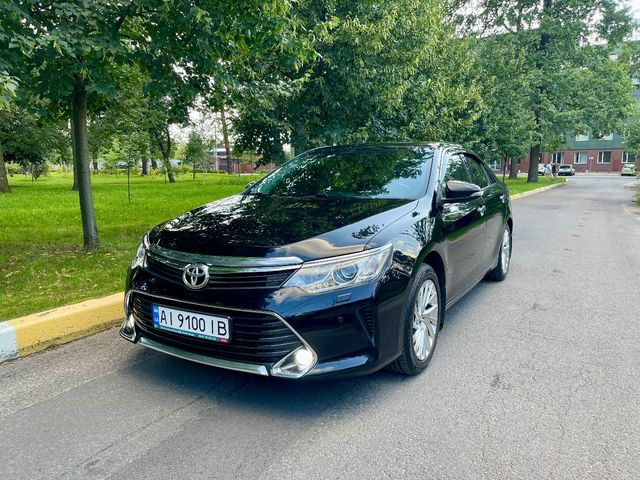 Toyota Camry - зображення 1