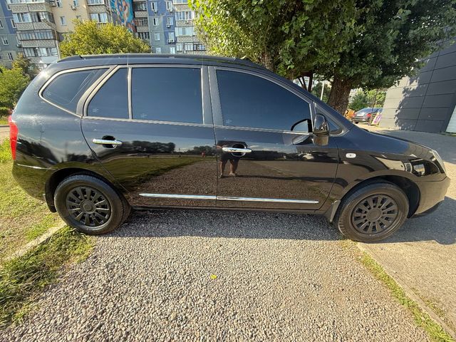 Kia Carens - зображення 4