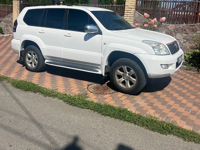 Toyota Land Cruiser Prado - зображення 1