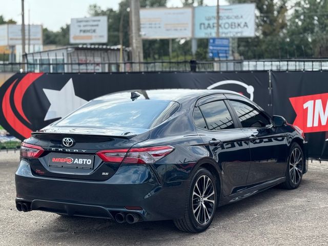 Toyota Camry - фото 5