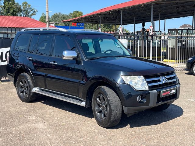 Mitsubishi Pajero - фото 2