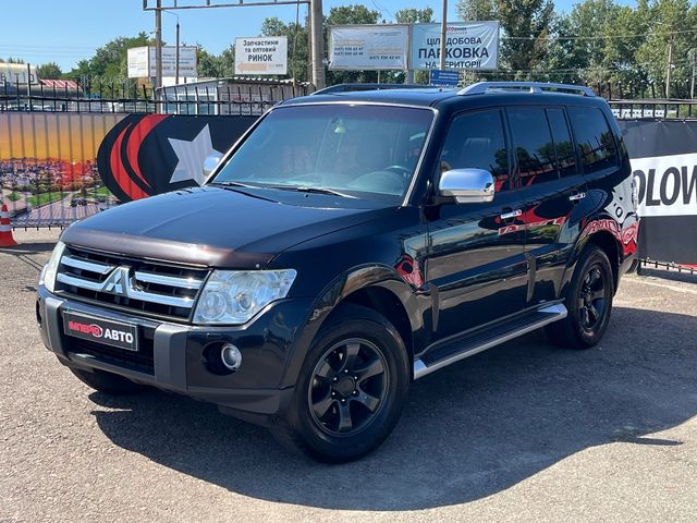 Mitsubishi Pajero - фото 1
