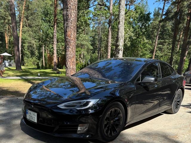 Tesla Model S - зображення 4