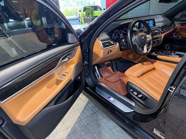 BMW 7 серії - зображення 5