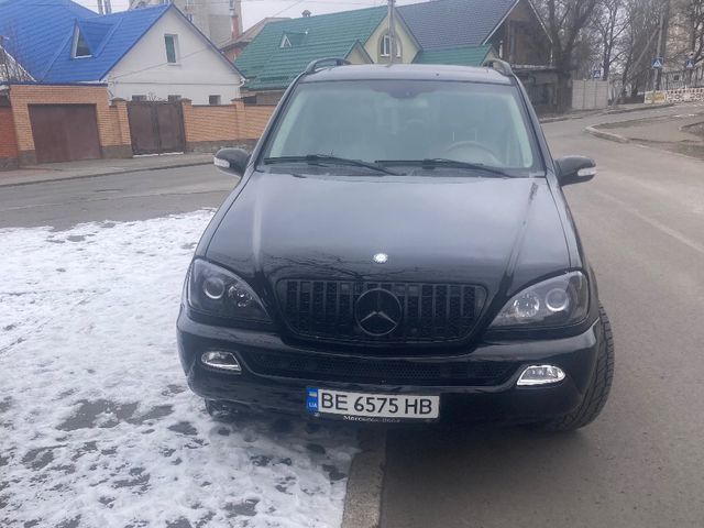Mercedes-Benz M-Класс - зображення 3