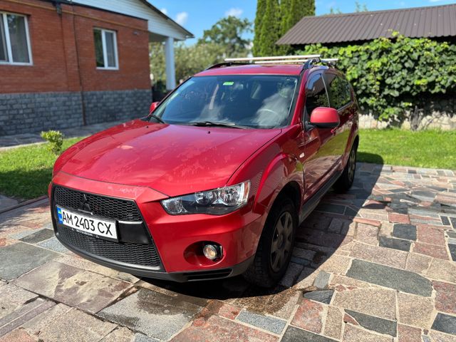 Mitsubishi Outlander - зображення 1