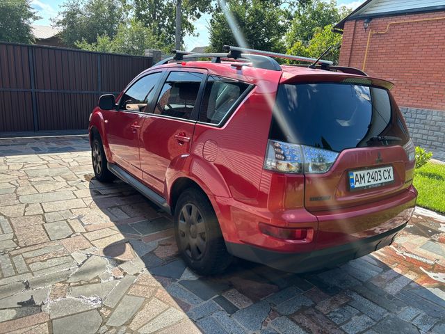 Mitsubishi Outlander - зображення 5