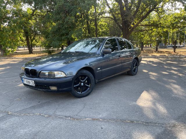 BMW 5 серії - зображення 4