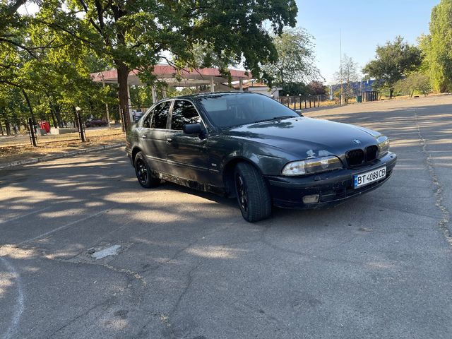 BMW 5 серії - зображення 3