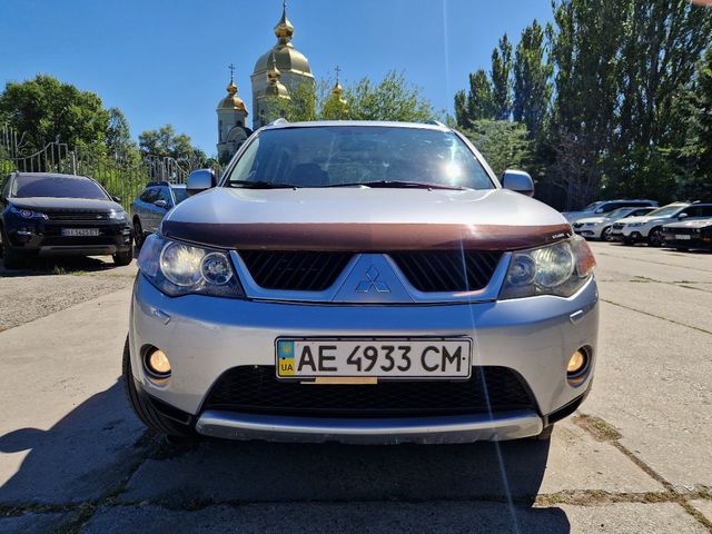 Mitsubishi Outlander - зображення 2