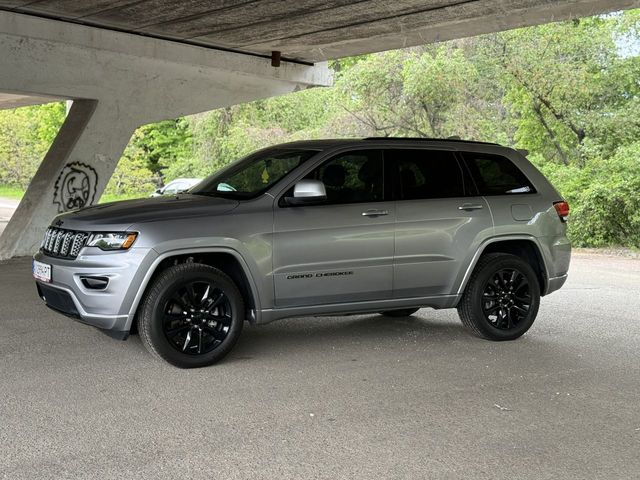 Jeep Grand Cherokee - зображення 1