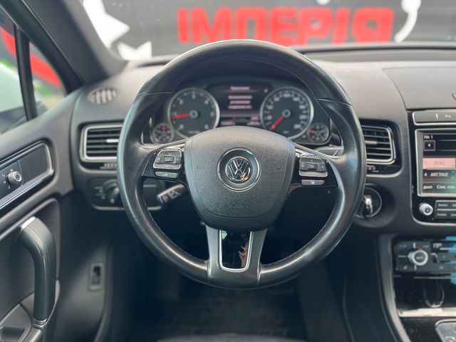 Volkswagen Touareg - зображення 4