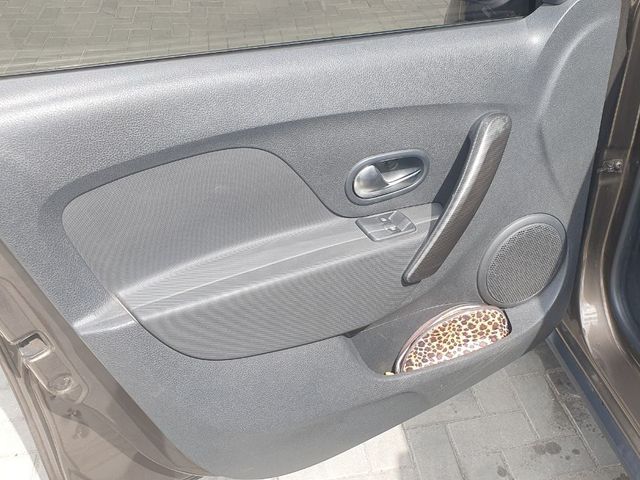 Renault Sandero - фото 3