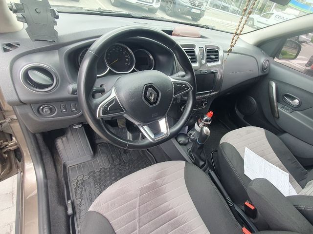 Renault Sandero - фото 5