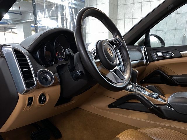 Porsche Cayenne - зображення 4