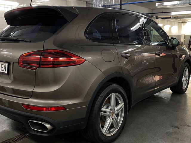 Porsche Cayenne - зображення 2