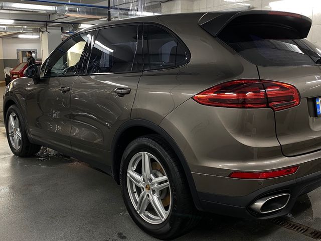 Porsche Cayenne - зображення 1