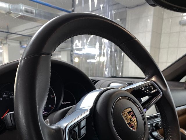 Porsche Cayenne - зображення 5