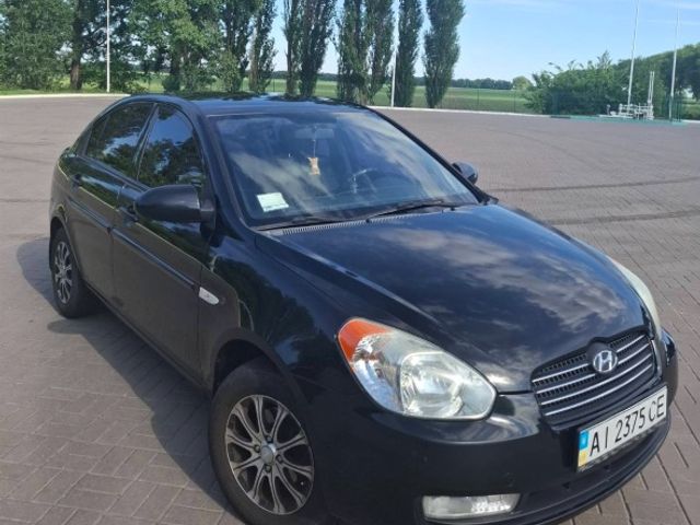 Hyundai Accent - зображення 1