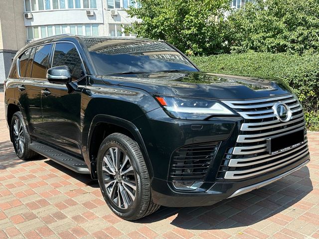Lexus LX - зображення 1