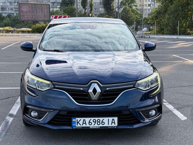Renault Megane - фото 2