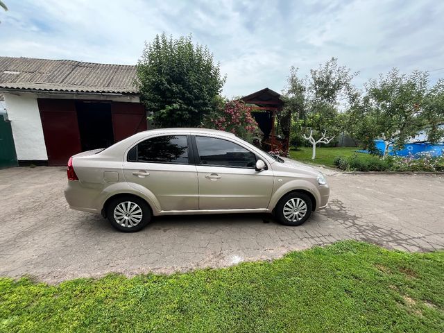 Chevrolet Aveo - зображення 3
