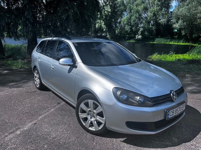 Volkswagen Golf - зображення 1