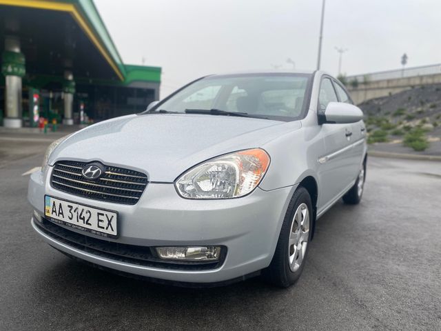Hyundai Accent - зображення 2