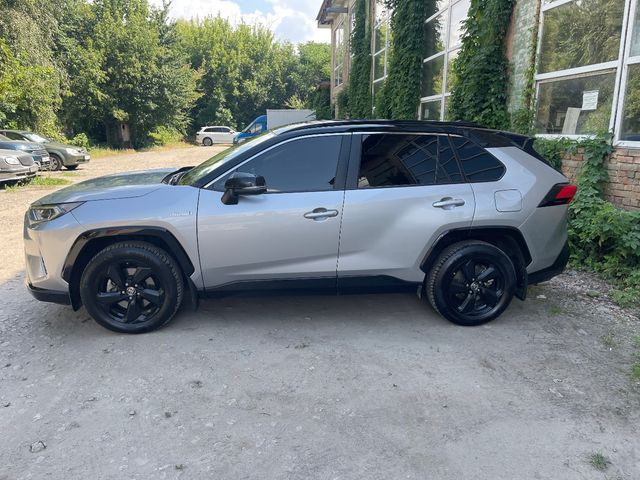 Toyota RAV4 - зображення 1