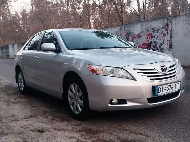 Toyota Camry - зображення 4