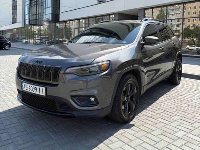 Jeep Cherokee - зображення 4